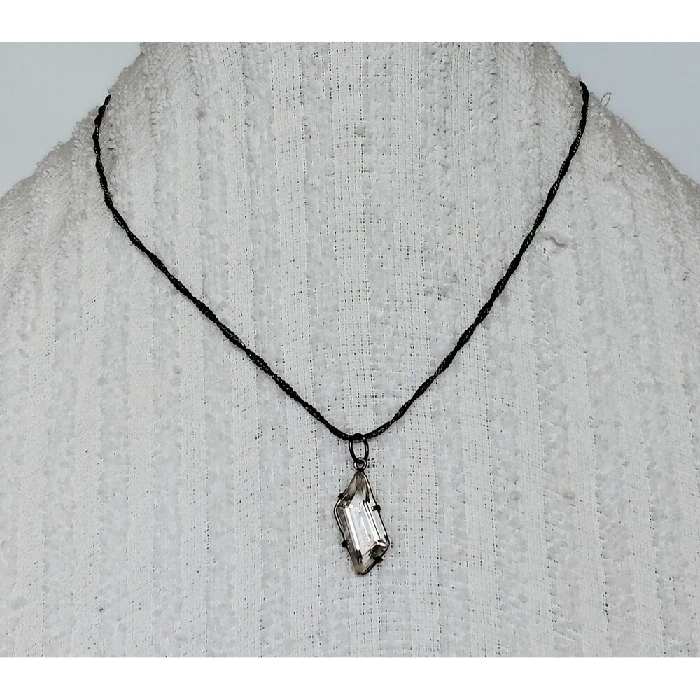 Vintage Korea Silvertone Crystal Pendant Necklace Black/Silvertone Chain 18 in